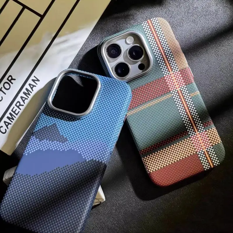 MagSafe iPhone Case with Aluminum Bracket and Textured 3D Surface