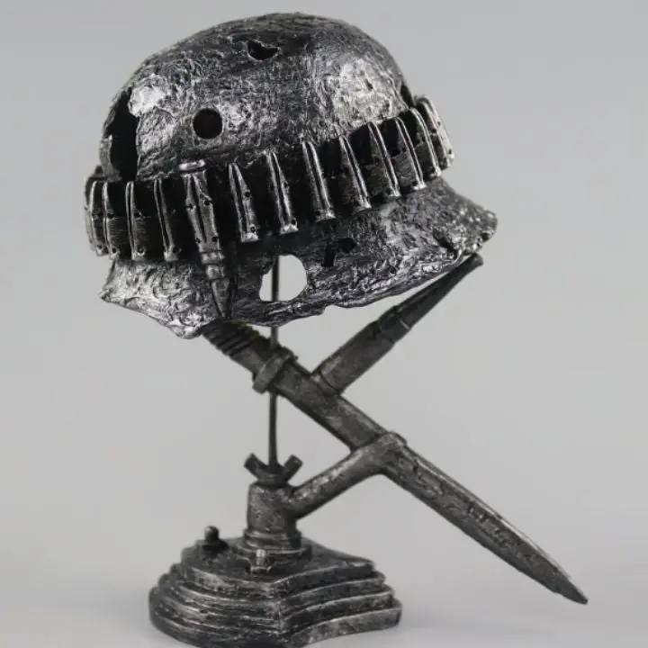 AntiqueLume Vintage Steel Helmet Table Lamp – Industrial-Chic Historical Lighting Fixture