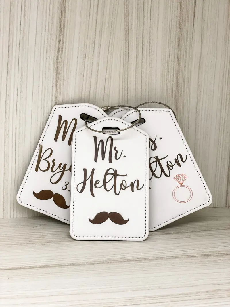 Durable Personalized Luggage Tags for Travelers